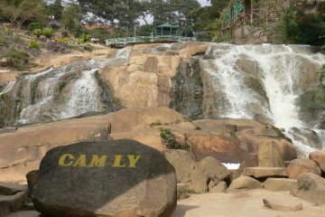 Khu du lịch thác Cam Ly